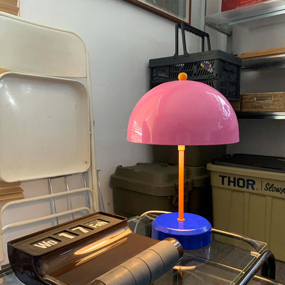 Lampe de table couleur goutte rose