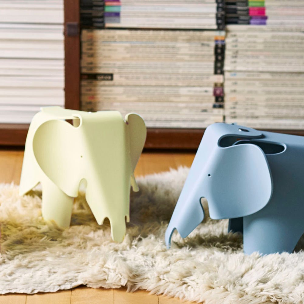 Eames Elephant Small Canary Yellow RE 2025 Nouvelle Édition