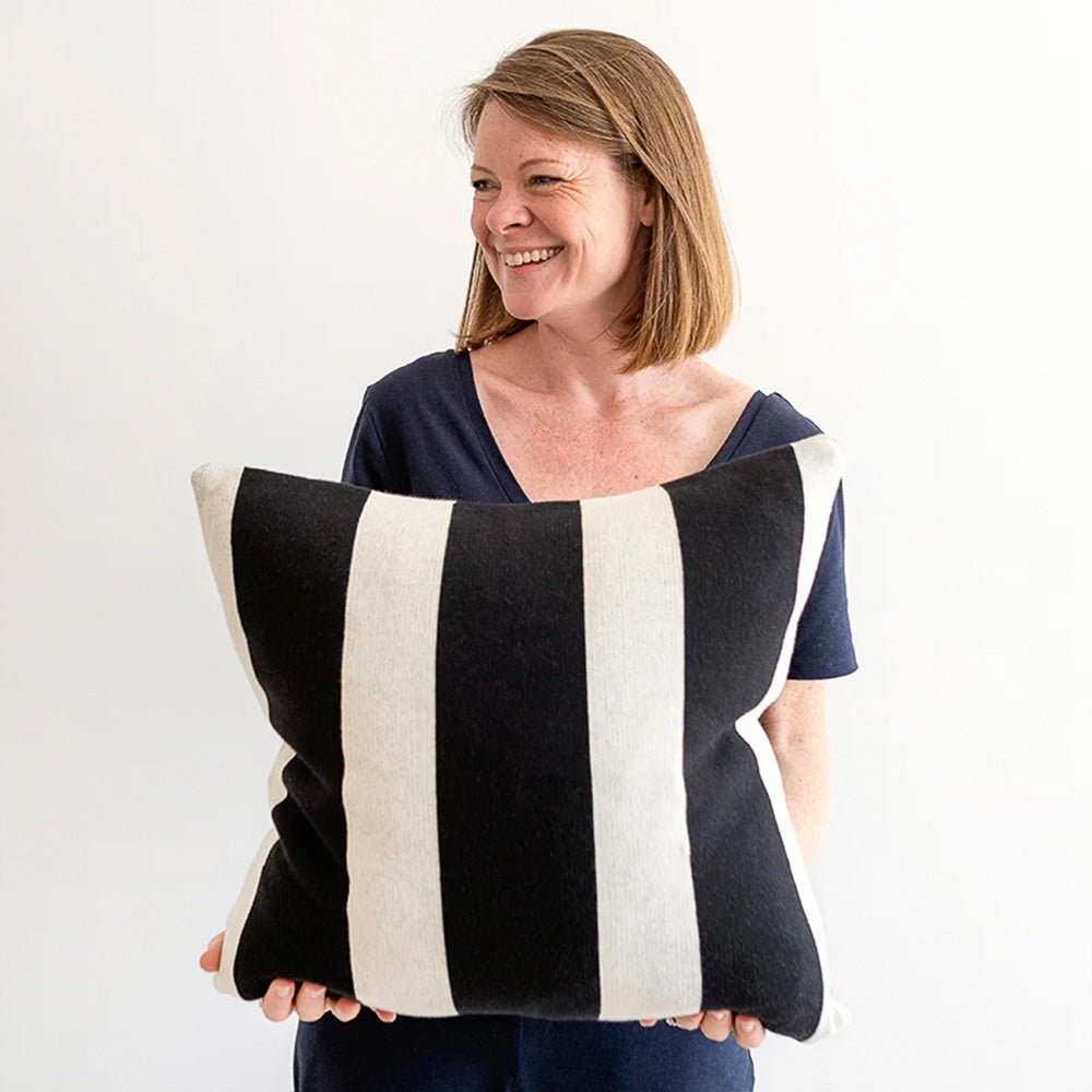 Housse de Coussin Noire Enkel