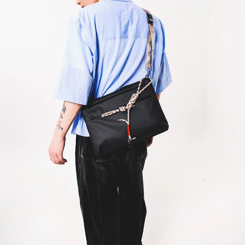 Flat Sacoche Large Black Dry