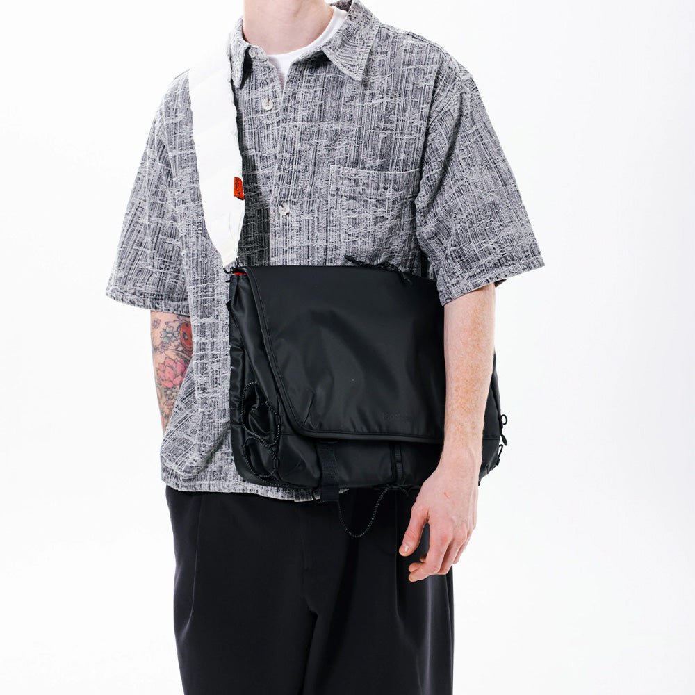 Messenger Sacoche Large Black Dry