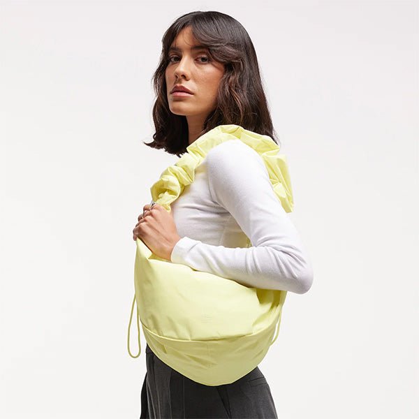 Moon Bag Ruffle Sea Lemon