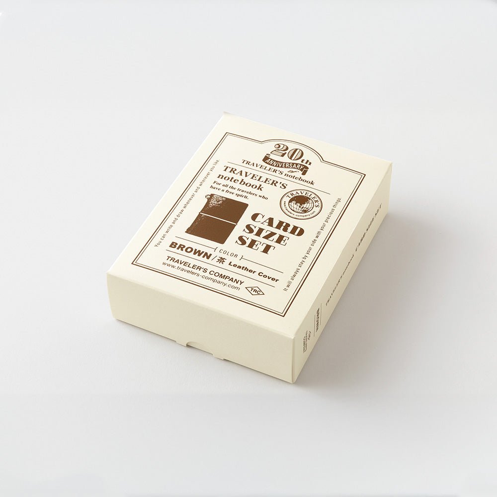 Carnet de voyage format carte, coffret 20e anniversaire, marron