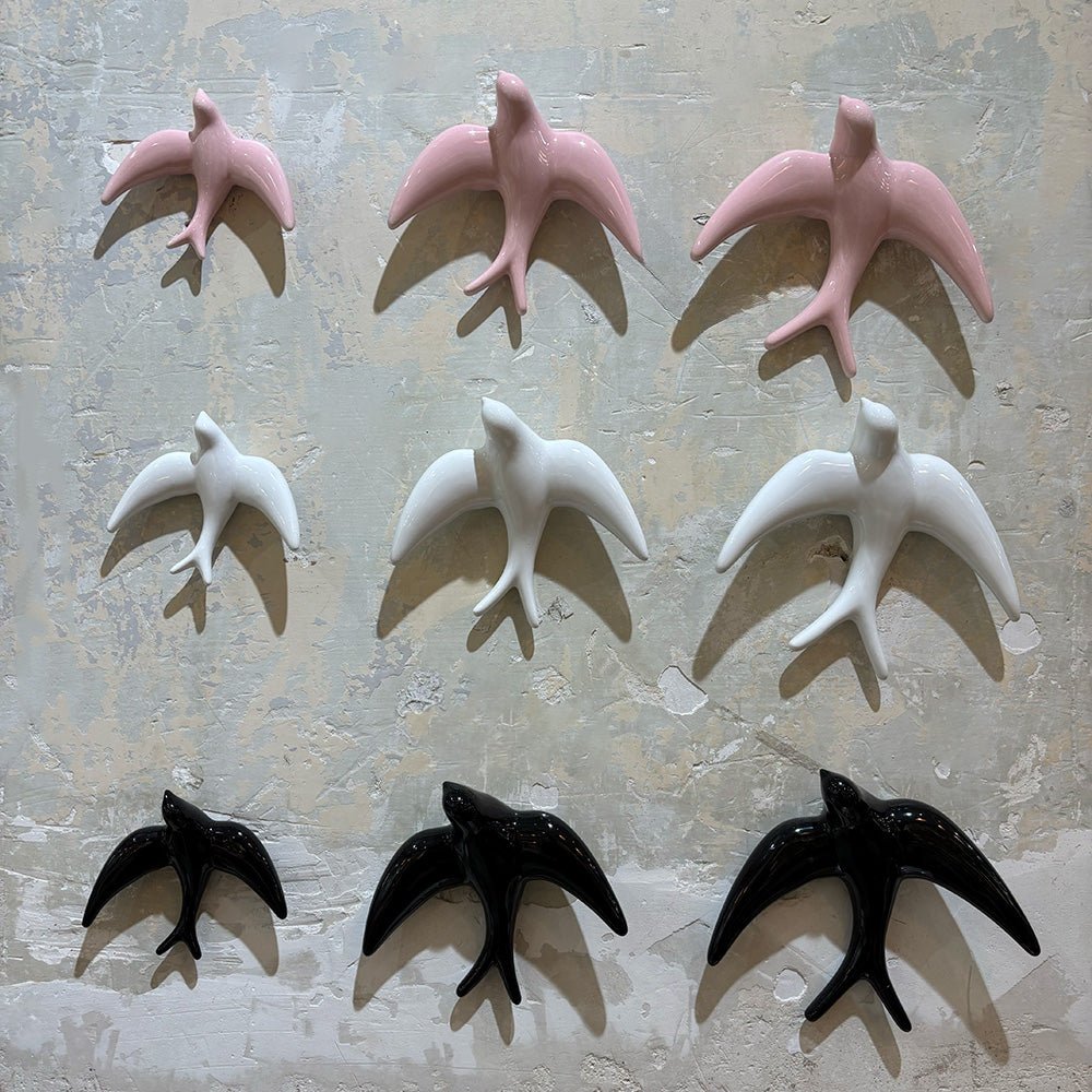 Trio d'hirondelles rose clair