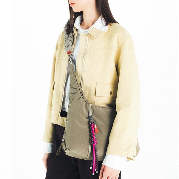 Cloud Hobo Moyen Mousse Tech Satin