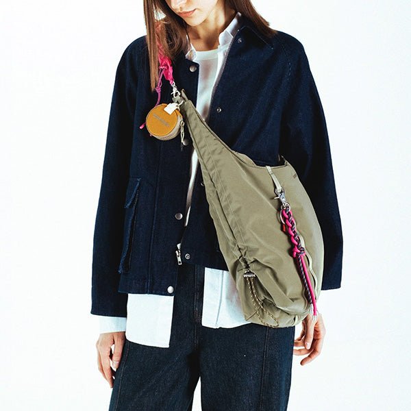 Cloud Hobo Moyen Mousse Tech Satin