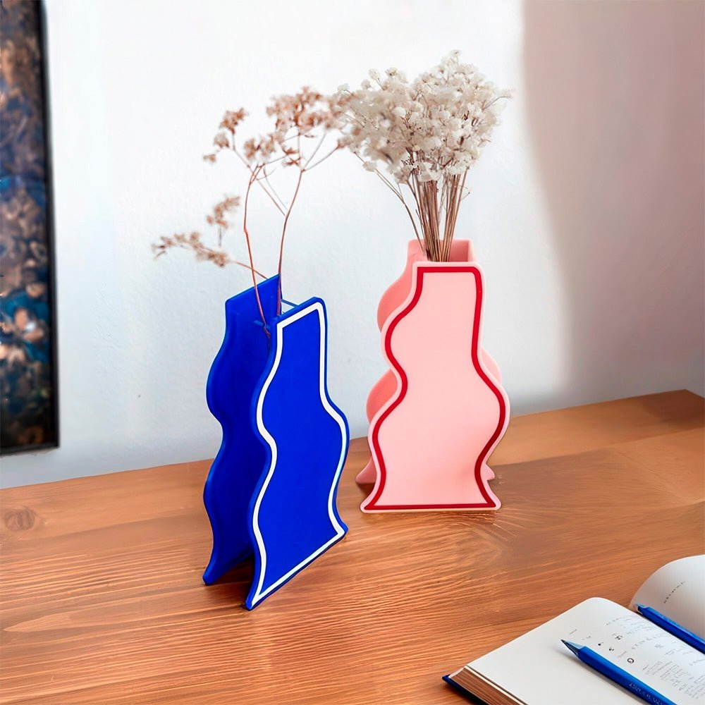 Vase rose dessiné au trait