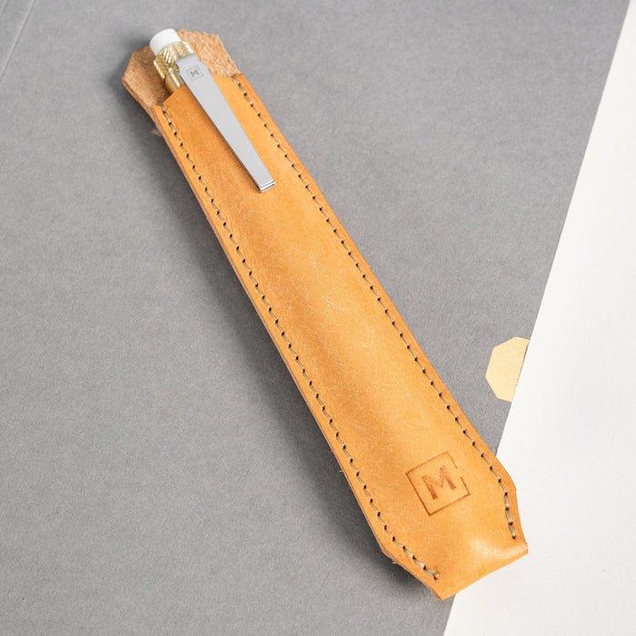 Étui à crayons en cuir avec virole