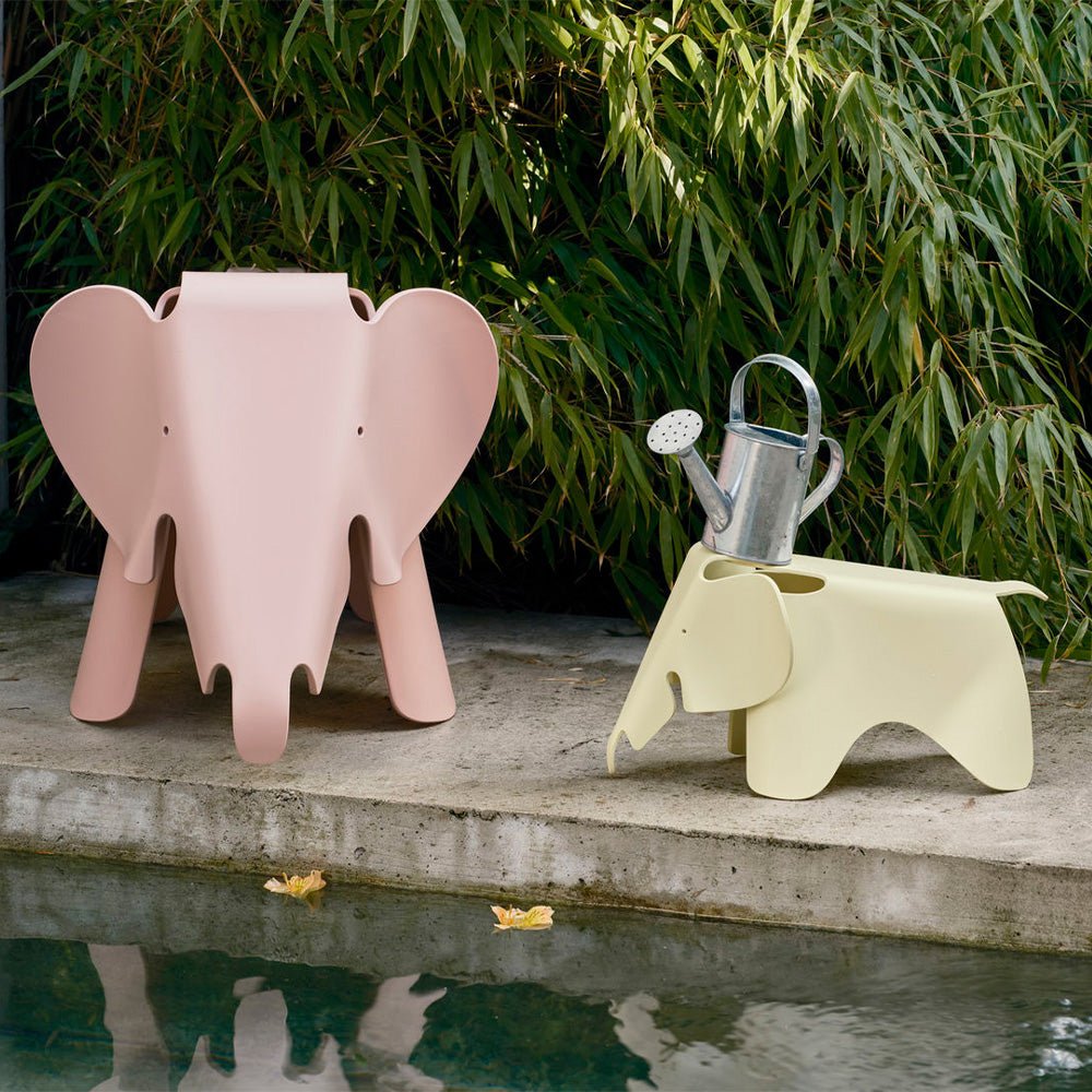 Eames Elephant Small Canary Yellow RE 2025 Nouvelle Édition
