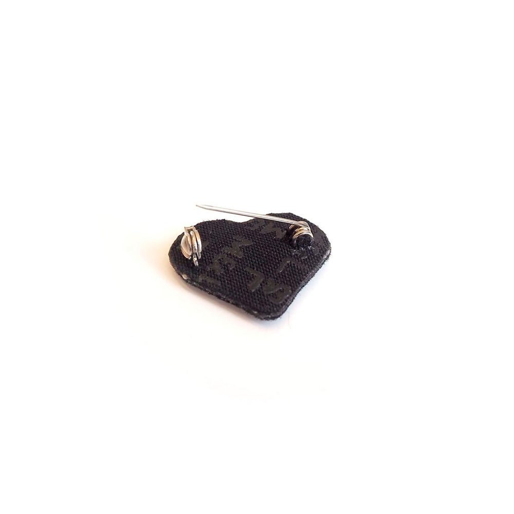 Broche cœur rose faite main
