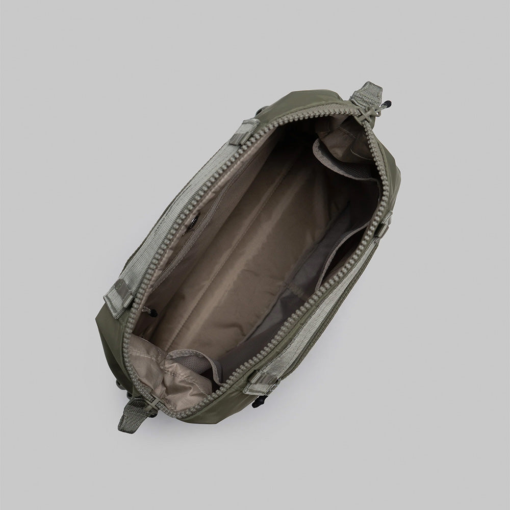 Explorer Tote Medium Moss Tech Sateen