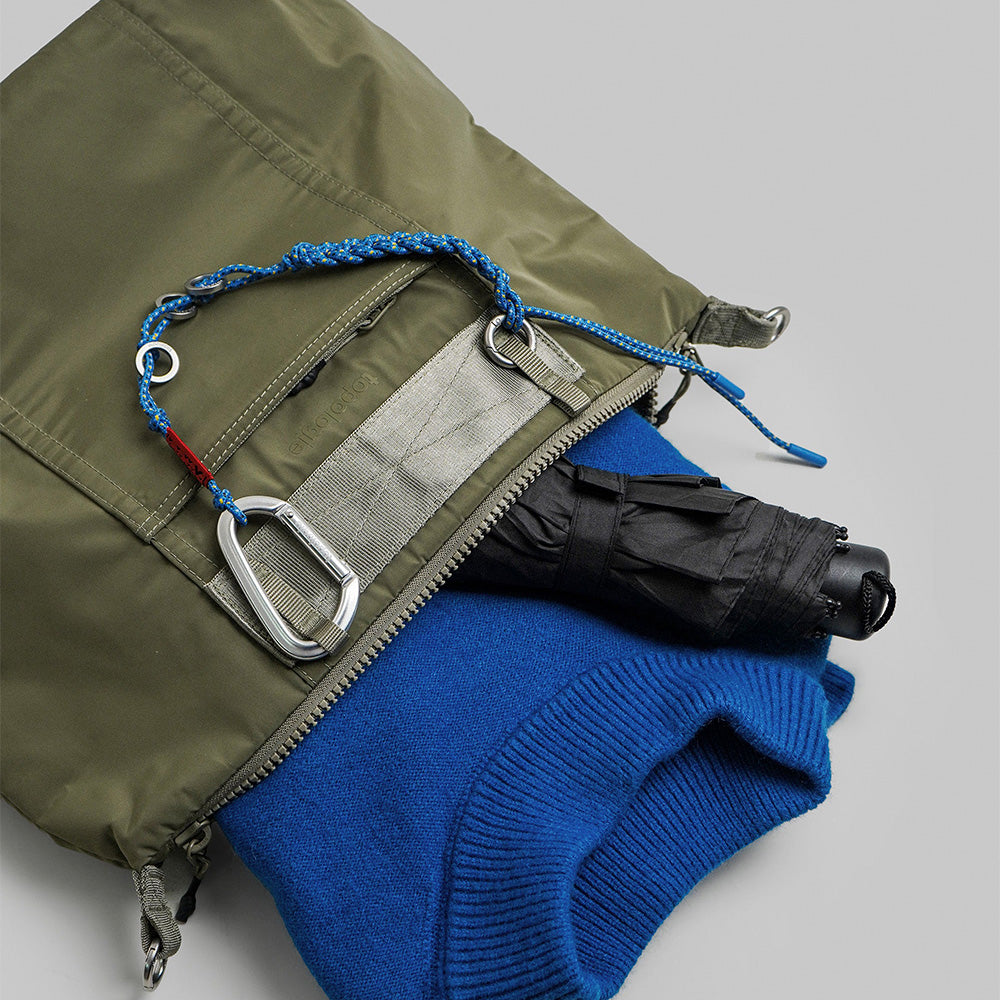 Explorer Tote Medium Moss Tech Sateen