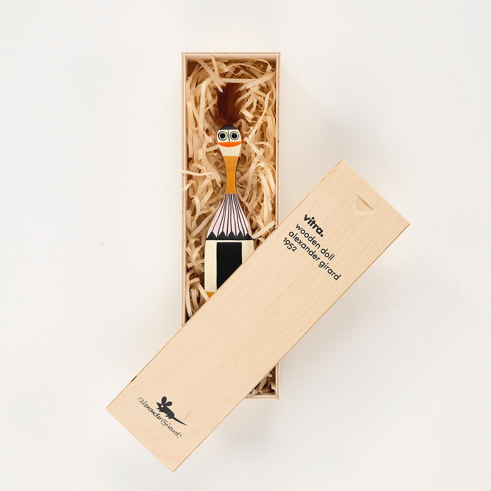 Poupée en bois n°1