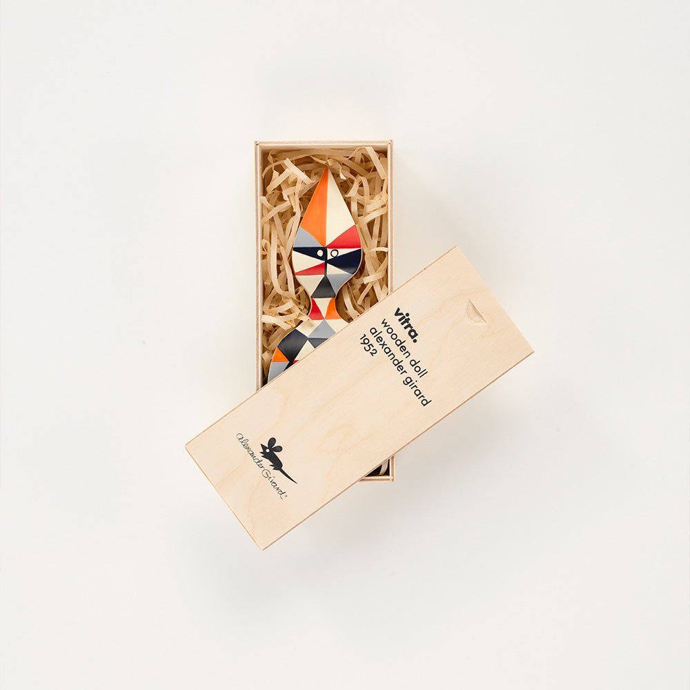 Poupée en bois n° 12