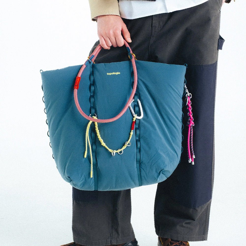 Sinnet Keychain Teal Pink