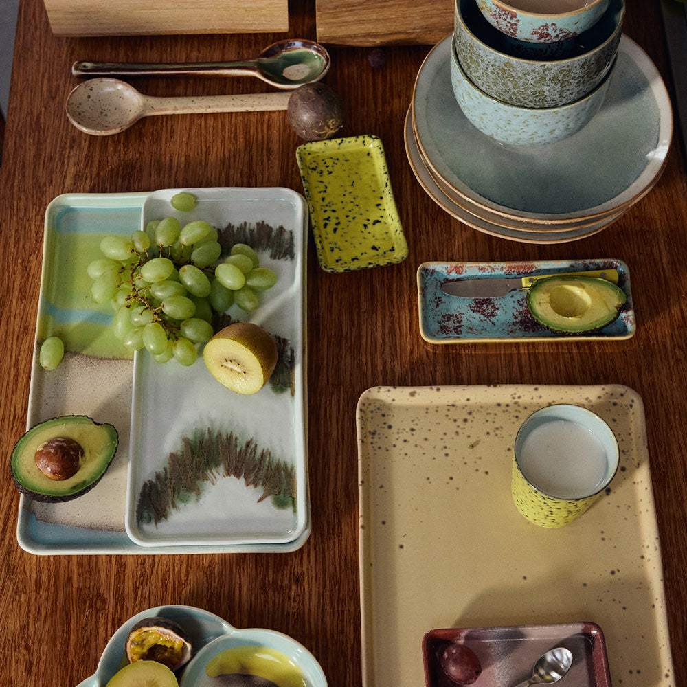 70s Ceramics: Cake Tray - Tide