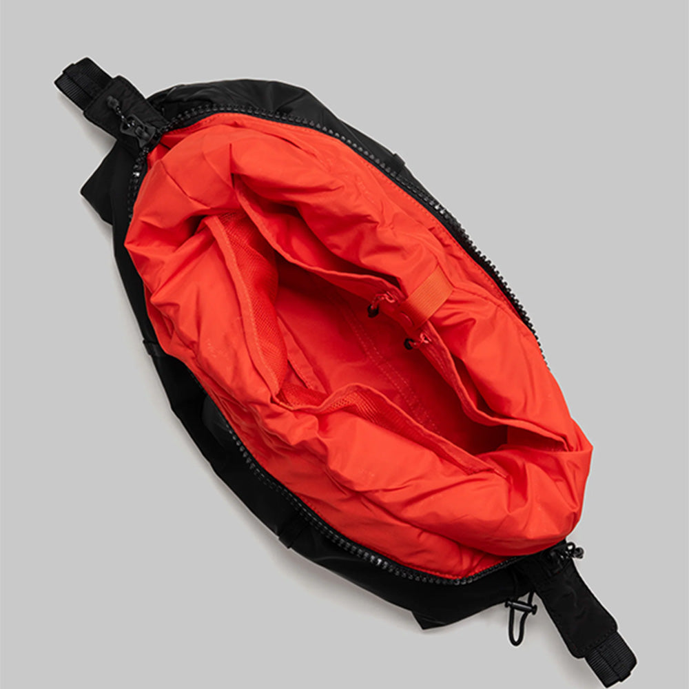 Cloud Hobo Medium Black Tech Sateen