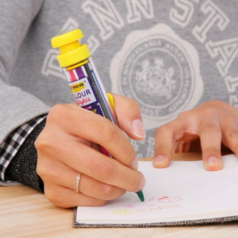 8 Colour Crayon Yellow