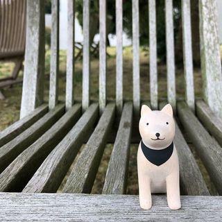 Akita Animal de Madera Pole Pole