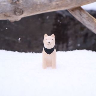 Akita Animal de Madera Pole Pole