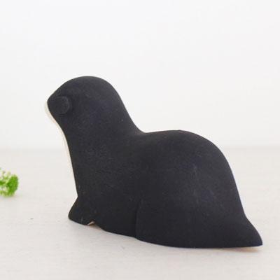 Pole Pole Wooden Animal Black Otter